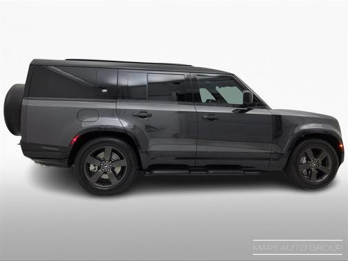 2023 Land Rover Defender X-Dynamic SE