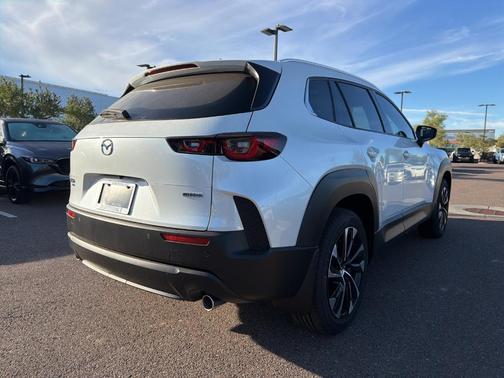 2026 Mazda CX-50 Premium Plus