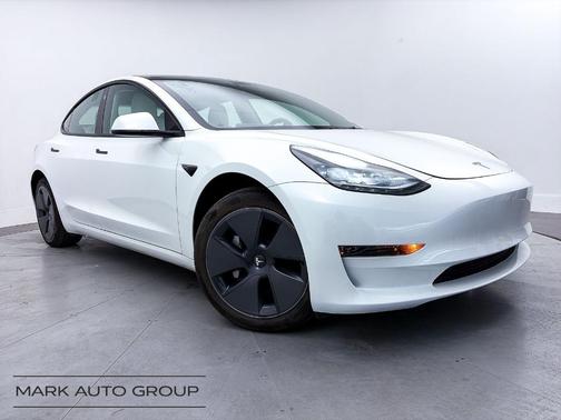 2023 Tesla Model 3 Base
