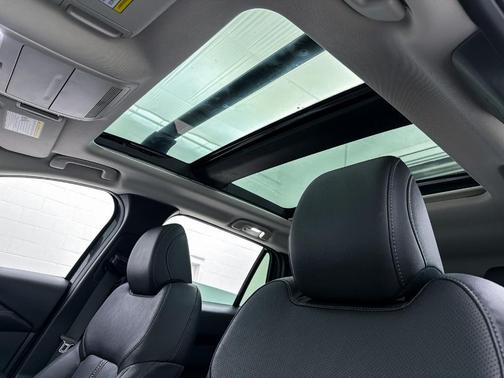 2025 Mazda CX-50 PLUS