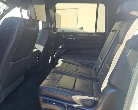 2021 Chevrolet Suburban RST