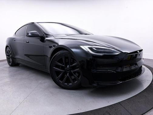 2021 Tesla Model S Plaid
