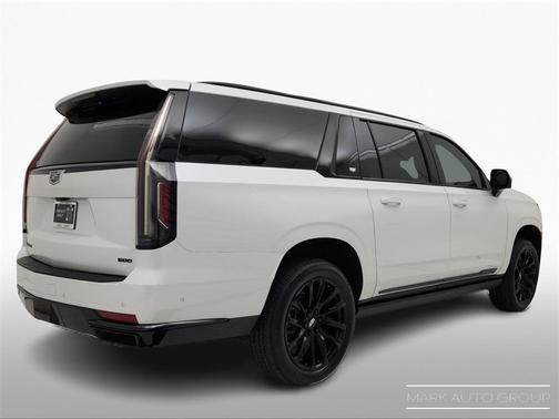 2023 Cadillac Escalade ESV Sport Platinum