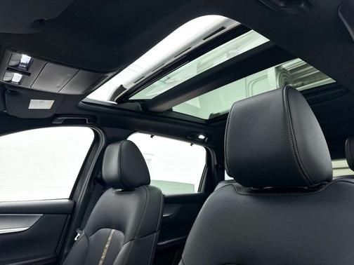 2025 Mazda CX-90 3.3 Turbo Premium Plus Package