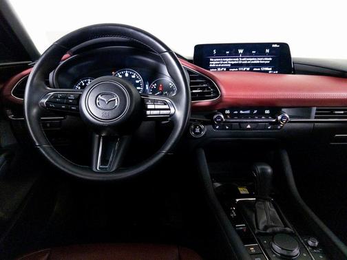 2025 Mazda Mazda3 Premium Plus