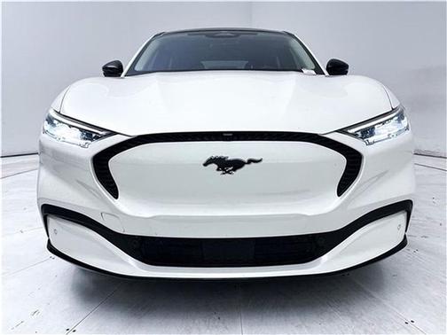 2023 Ford Mustang Mach-E California Route 1