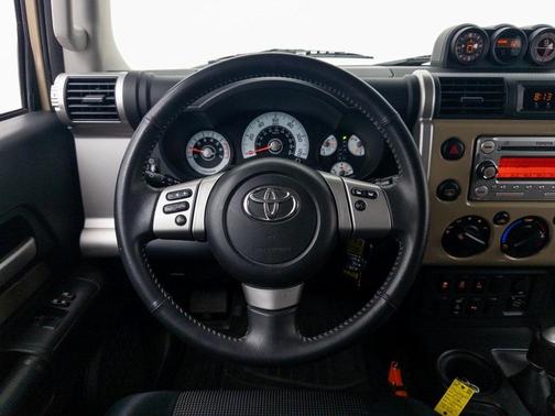 2012 Toyota FJ Cruiser Base