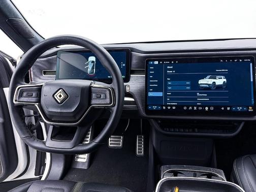 2023 Rivian R1S Adventure Quad Motor Large Pack