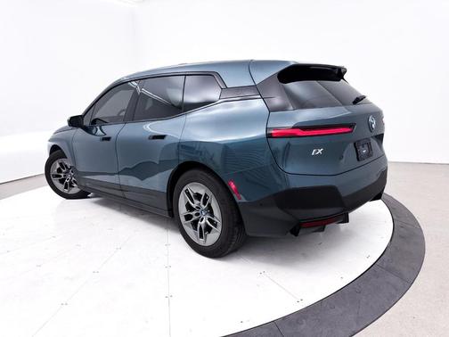 2022 BMW iX xDrive50