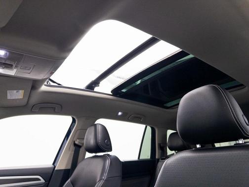 2021 Volkswagen Atlas 3.6 V6 SE w/ Technology
