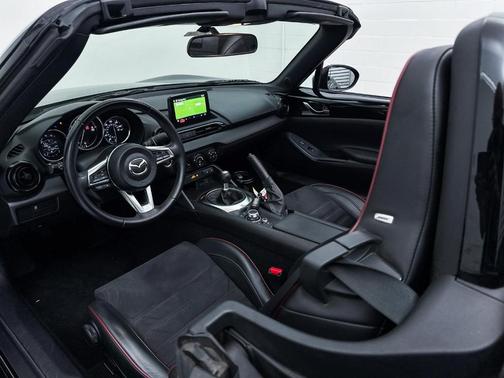 2019 Mazda MX-5 Miata Club