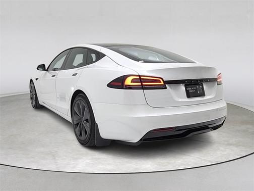 2023 Tesla Model S BASE