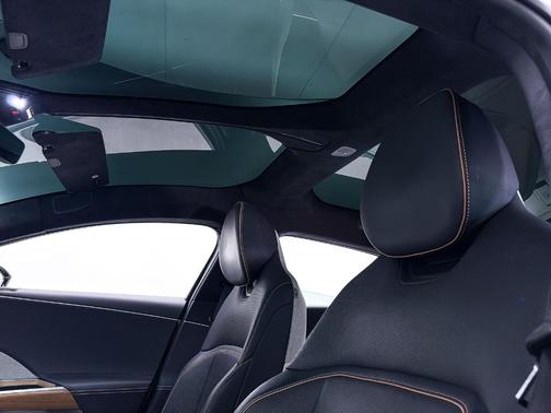 White 2023 Lucid Air Touring