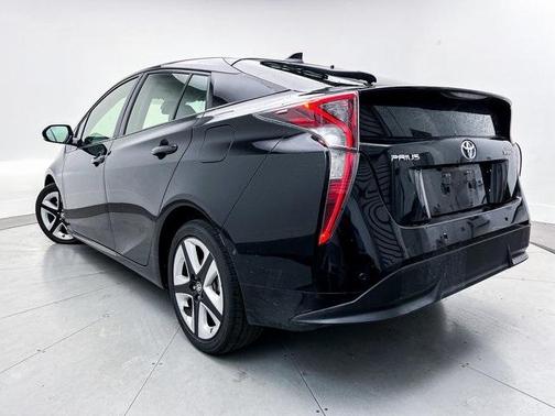 2018 Toyota Prius Three Touring