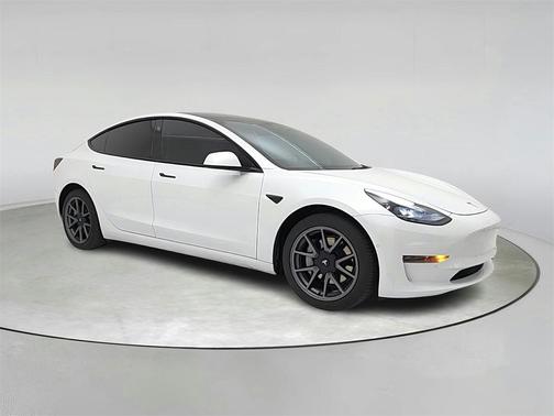 2022 Tesla Model 3 Base