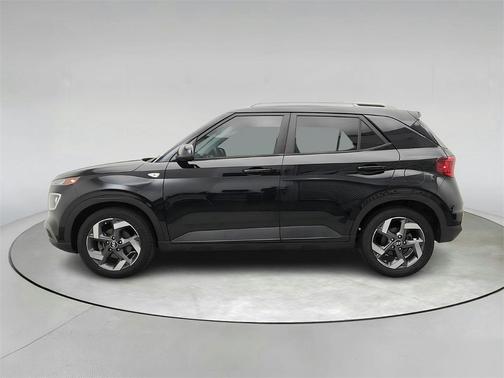 2021 Hyundai VENUE SEL