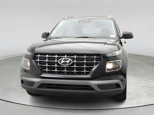 2021 Hyundai VENUE SEL