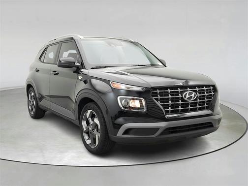 2021 Hyundai VENUE SEL