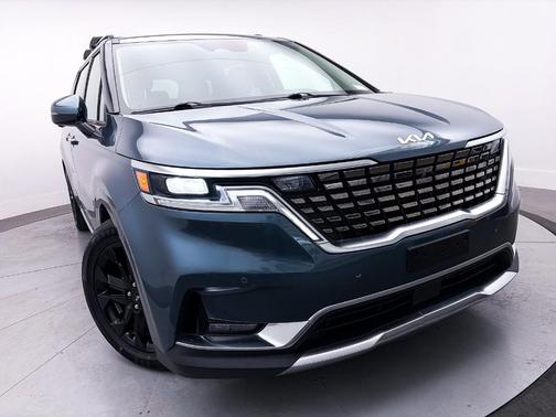 2022 Kia Carnival SX
