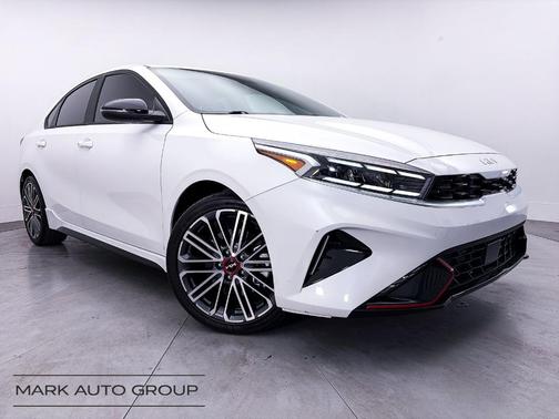 Snow White Pearl 2024 Kia Forte GT