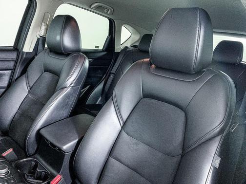 Photo 5 of 49 of 2022 Mazda CX-5 2.5 S Select Package