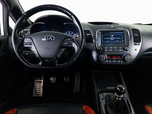 2017 Kia Forte SX