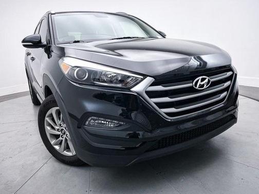 2017 Hyundai TUCSON SE Plus