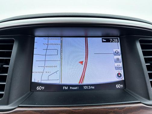 2017 Nissan Pathfinder Platinum