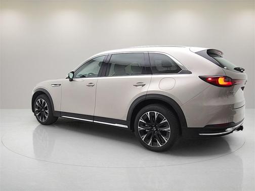 2024 Mazda CX-90 PHEV Premium Plus