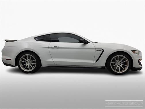 2018 Ford Shelby GT350 Base