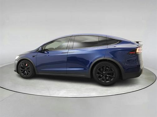 2022 Tesla Model X Base