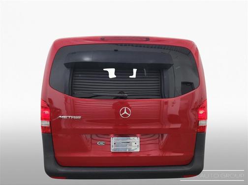 2016 Mercedes-Benz Metris Base
