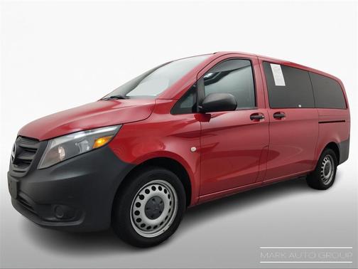 2016 Mercedes-Benz Metris Base