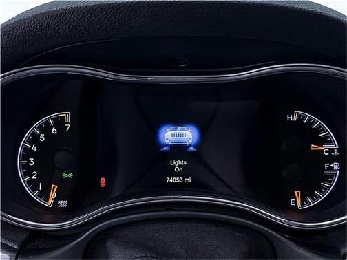 2019 Jeep Grand Cherokee Altitude