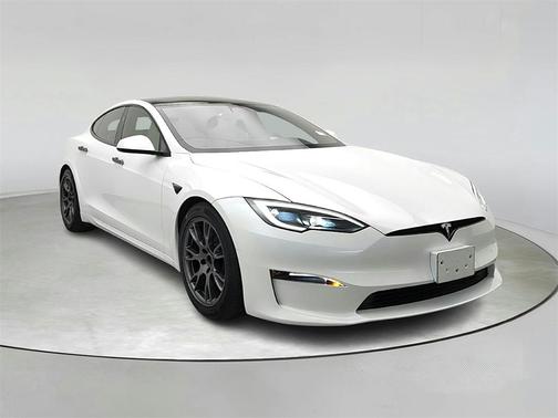 2023 Tesla Model S Standard Range