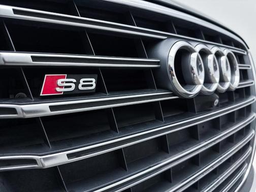 2014 Audi S8 4.0T quattro