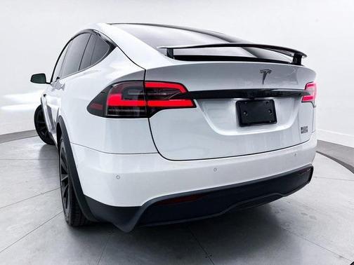 2022 Tesla Model X Plaid