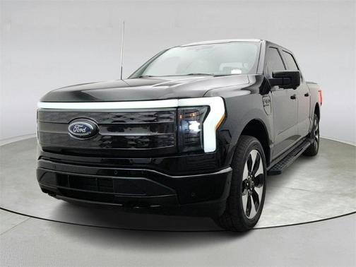 2023 Ford F-150 Lightning Platinum