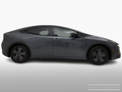 2025 Toyota Prius Plug-In Hybrid SE