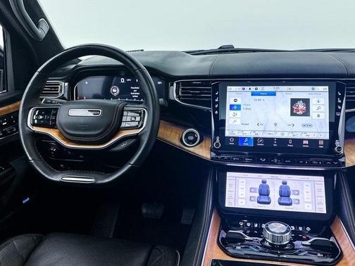2022 Jeep Grand Wagoneer Series III