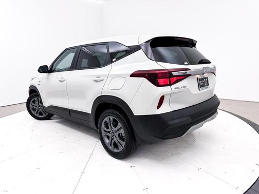 2023 Kia Seltos LX