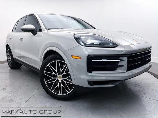 2024 Porsche Cayenne Base