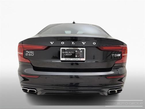 2020 Volvo S60 T5 R-Design