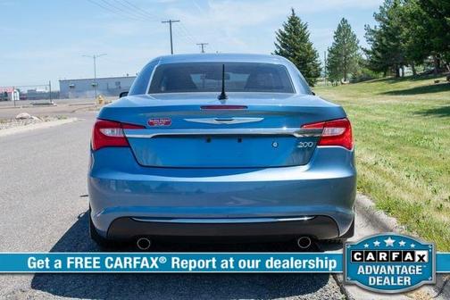 2011 Chrysler 200 Limited
