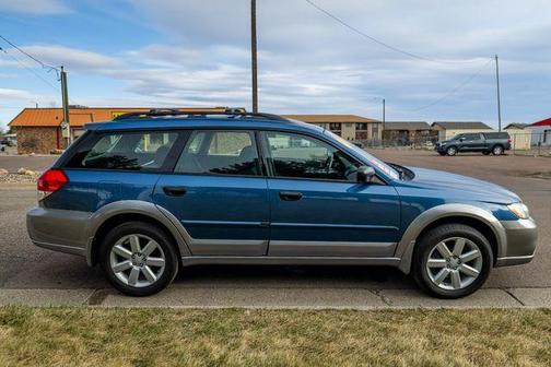 Blue 2008 Subaru Outback 2.5i