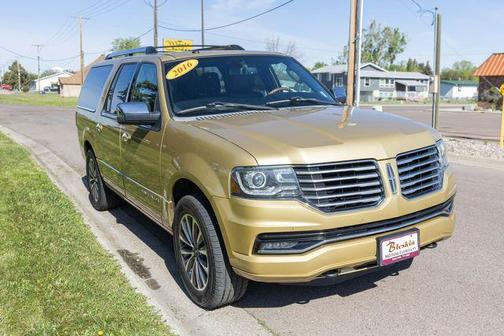 Gold 2016 Lincoln Navigator L Select