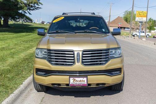 Gold 2016 Lincoln Navigator L Select