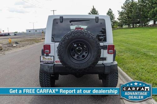 Bright White Clearcoat 2013 Jeep Wrangler Unlimited Sahara