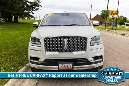 White 2019 Lincoln Navigator Black Label