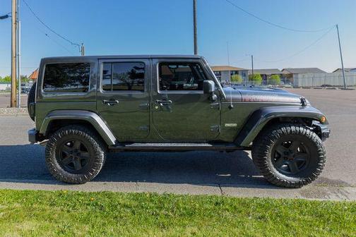 Black 2017 Jeep Wrangler Unlimited Rubicon
